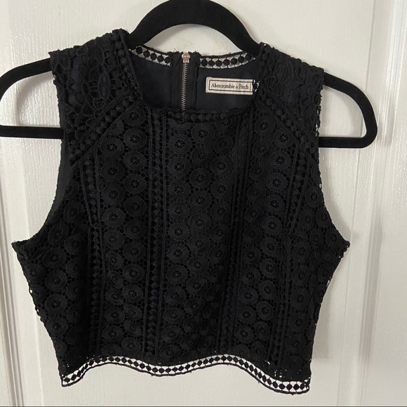 Black Abercrombie and Fitch Lace Top - Picture 1 of 4